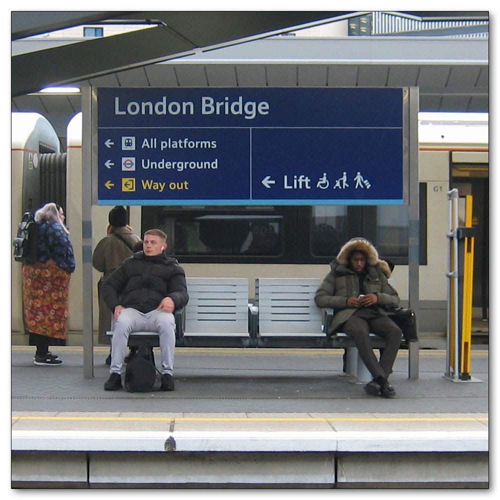 London & Shoreditch, London bridge commuters