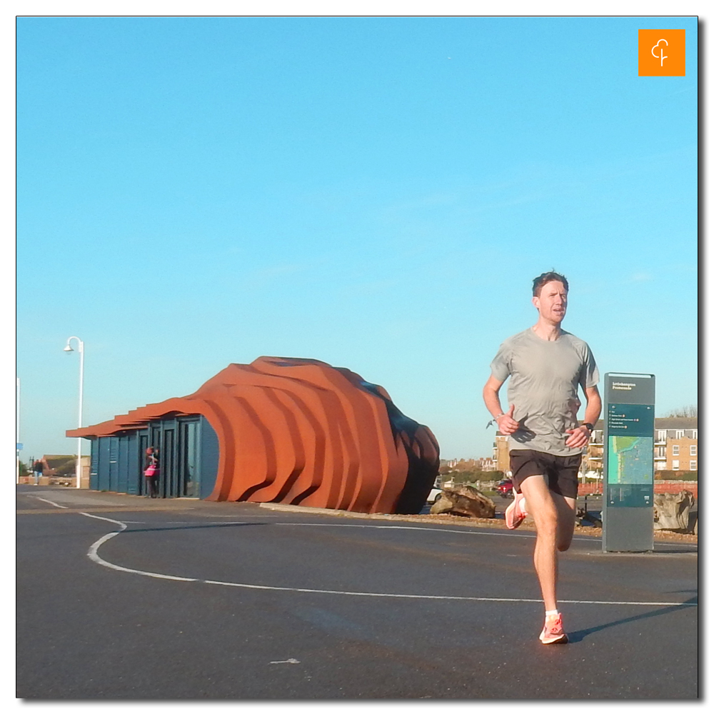 Littlehampton Parkrun, 163, Out in the lead