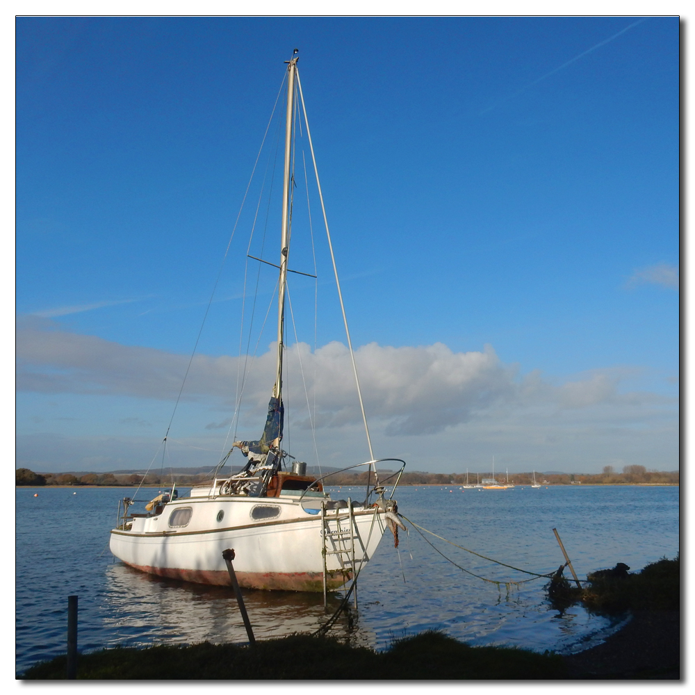 Blue skys and boats, 