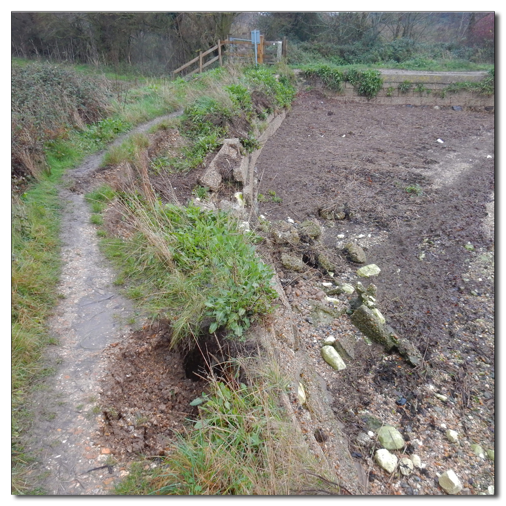 Path number 3059 closed, Erosion of the path