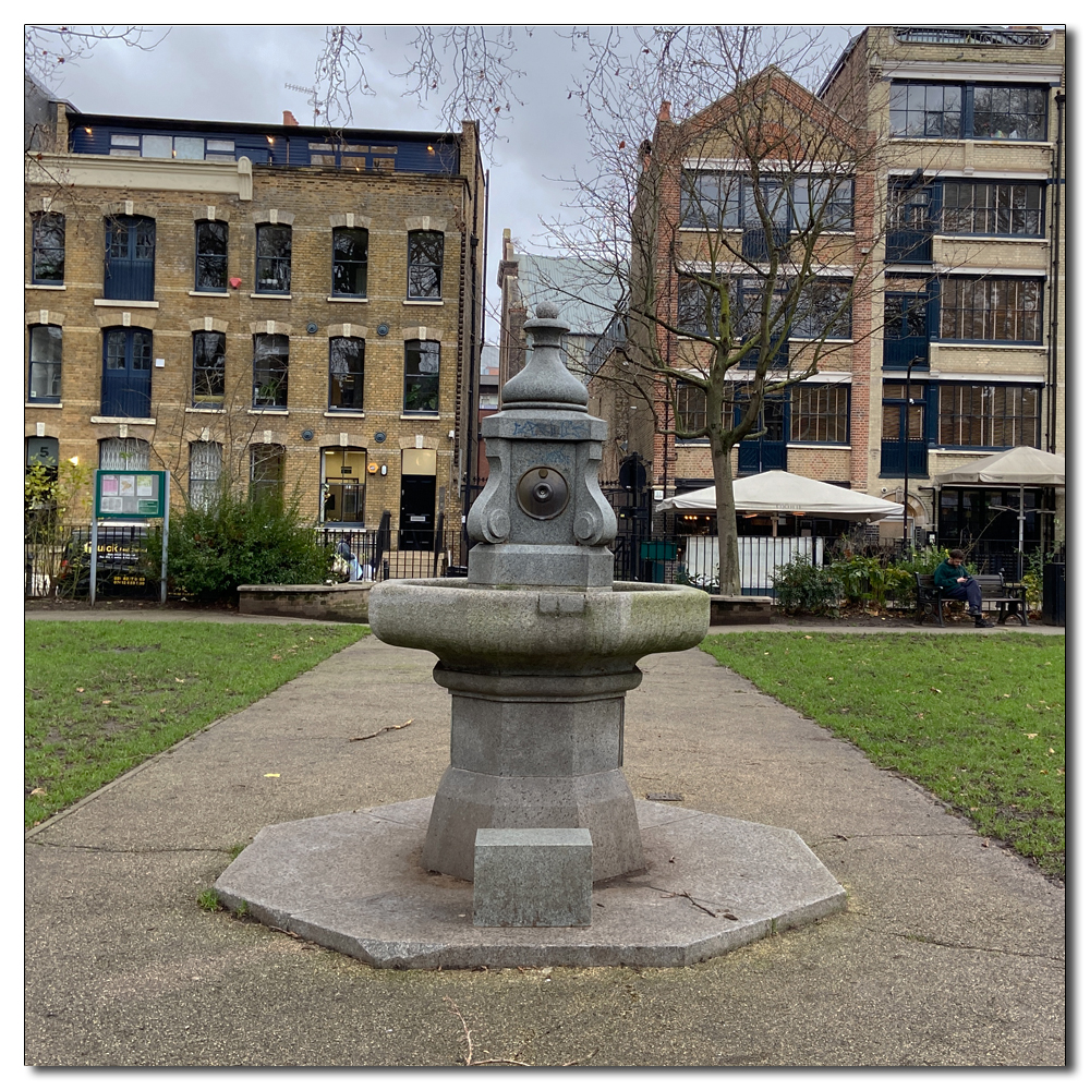 Festive London, Hoxton Square