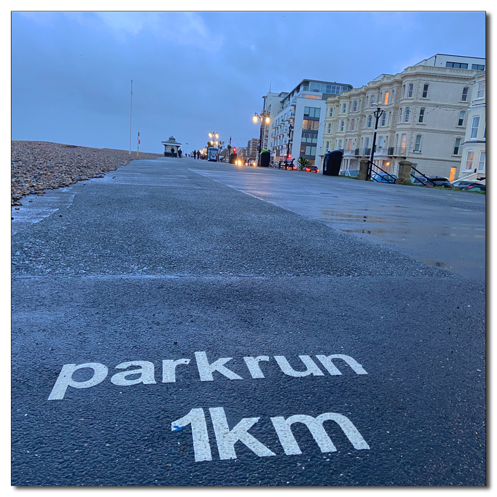 Worthing Promenade, 1k gone.. 4 to go