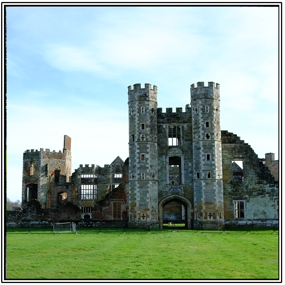 Cowdray Ruins, Easebourne, 