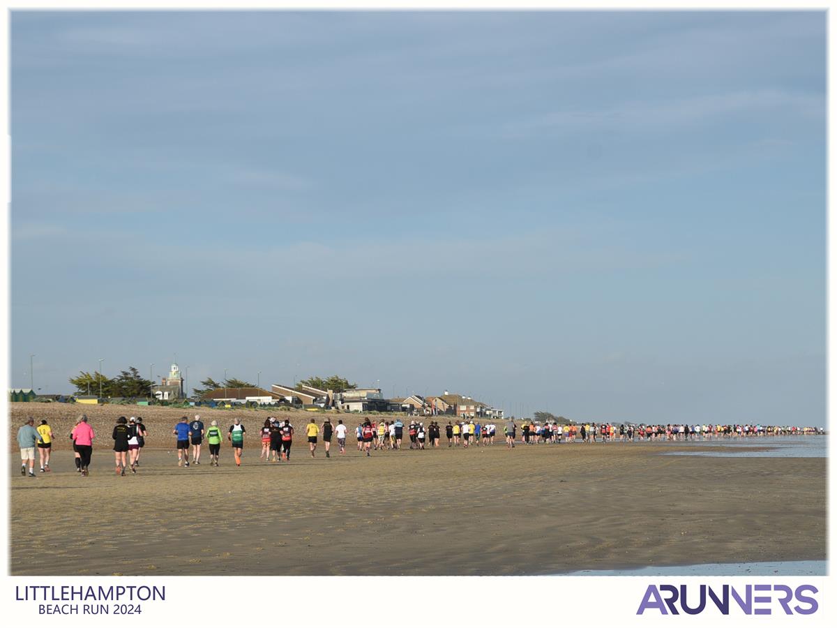 Littlehampton Beach Run 1, Off they go..