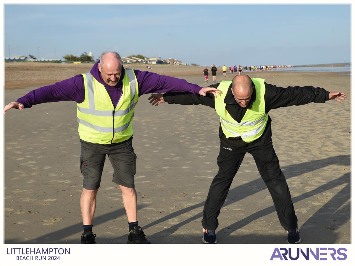 Littlehampton Beach Run 1, Testing the wind speed (Arthur & Ollie)