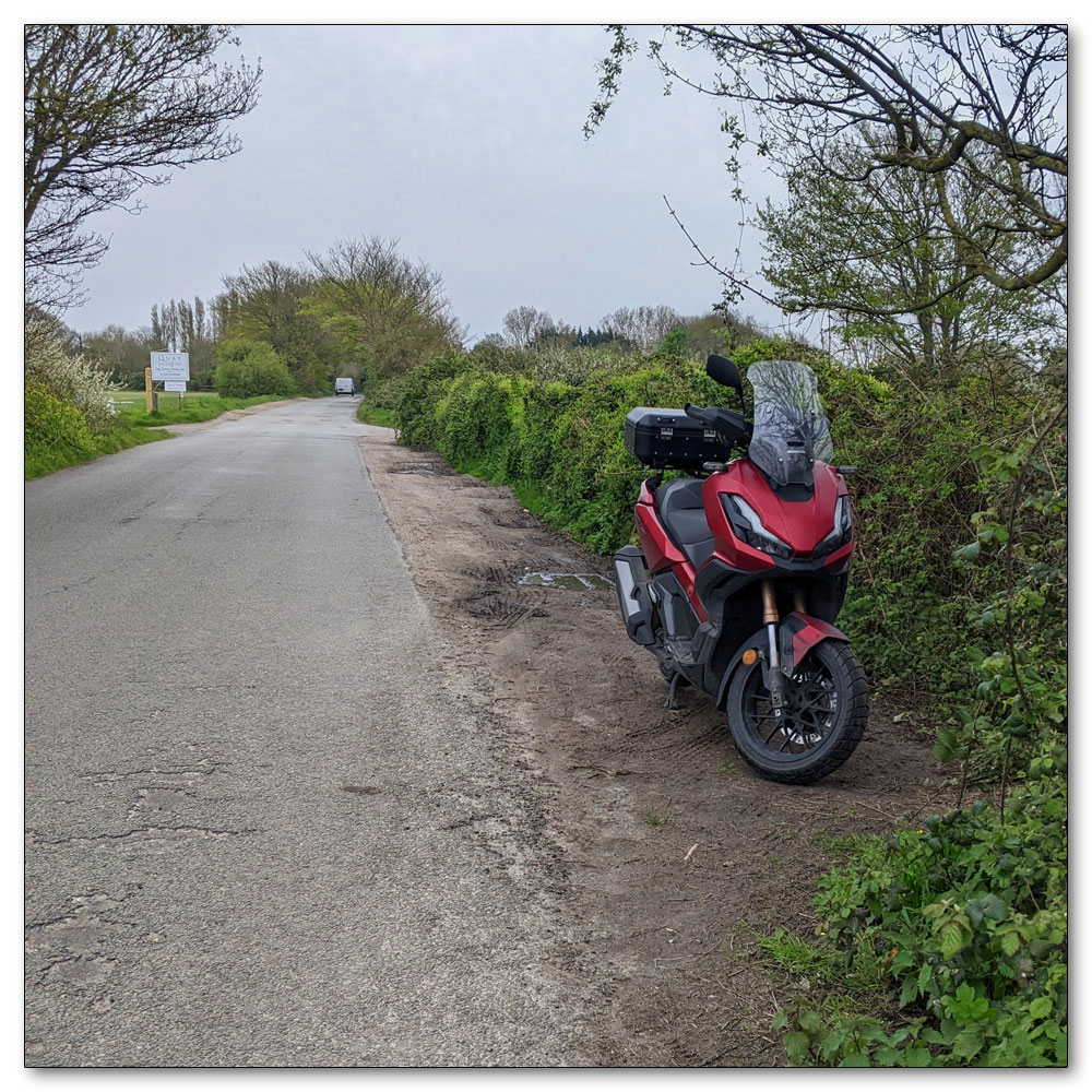 Around Apuldram Airfield, Back to the bike