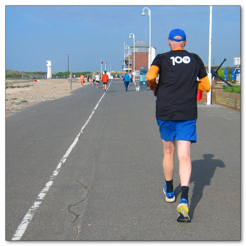 Littlehampton Parkrun<br>No 137, To the start line