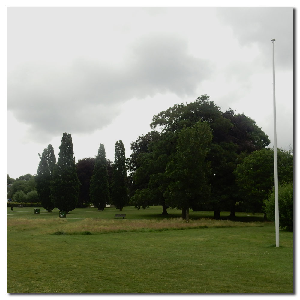 Horsham Park, 